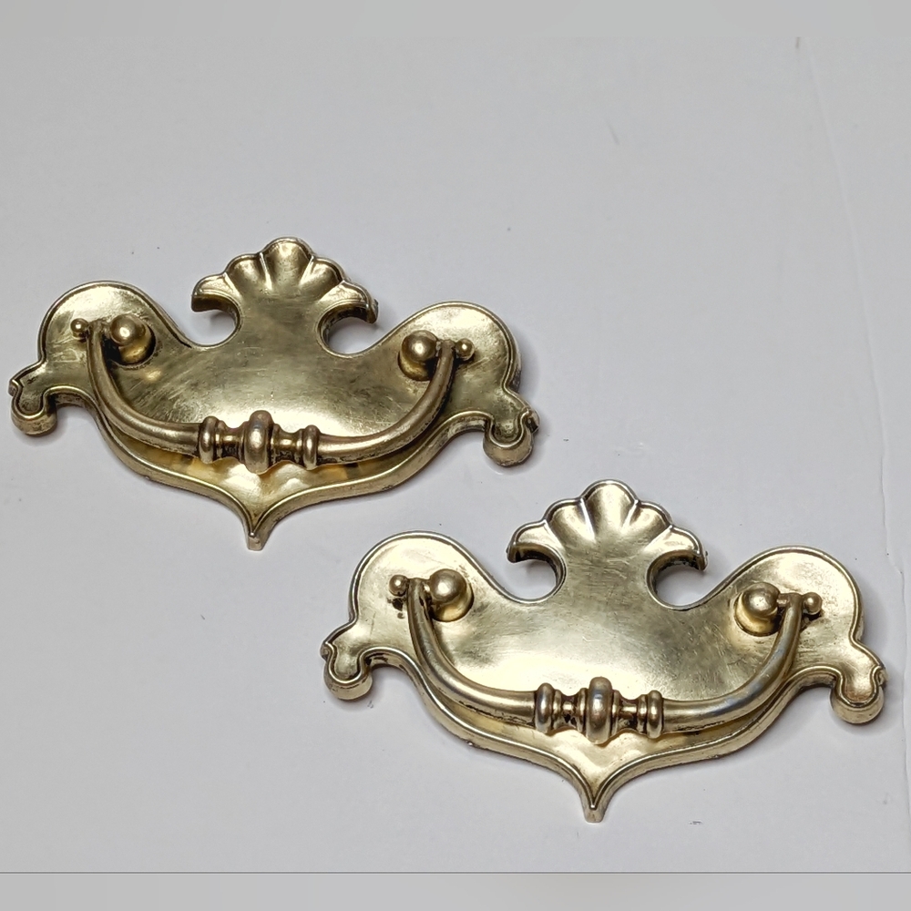 Vintage 1966 Colonial Chippendale Drawer Pulls Made In Canada CP 2021